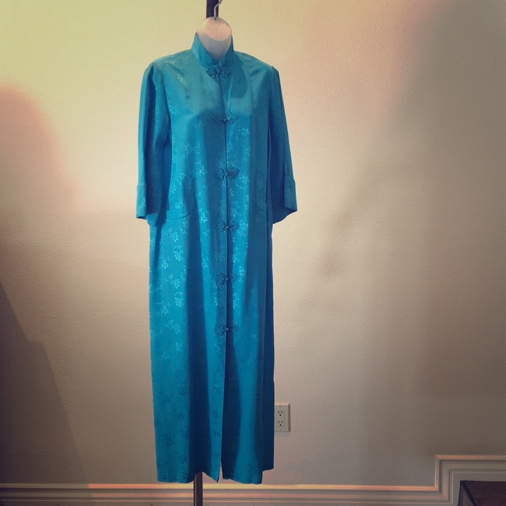 Vintage Chinese Robe